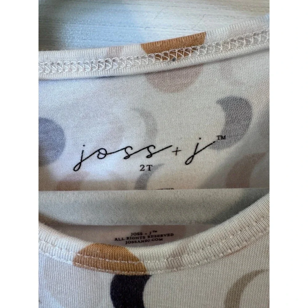 Joss & J 2 moons